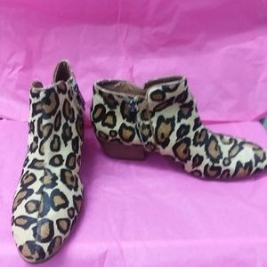 SAM EDLEMAN LEOPARD SKIN